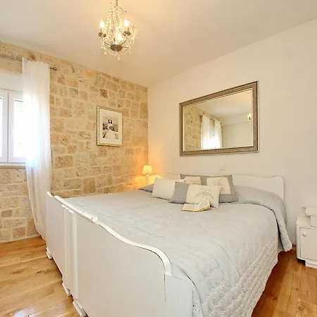 בית נופש Antisin זאדאר