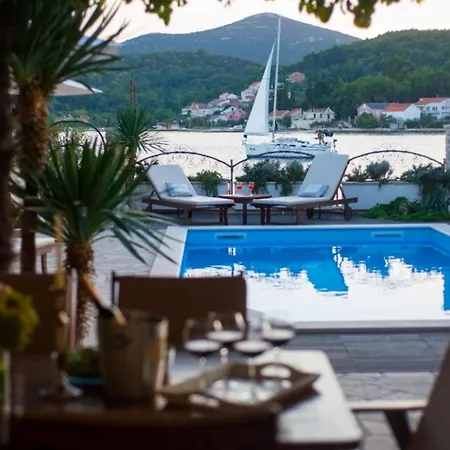 בית נופש Antisin