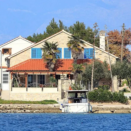 Antisin Holiday home