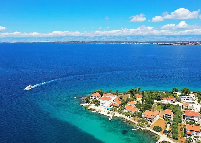 Holiday home Antisin