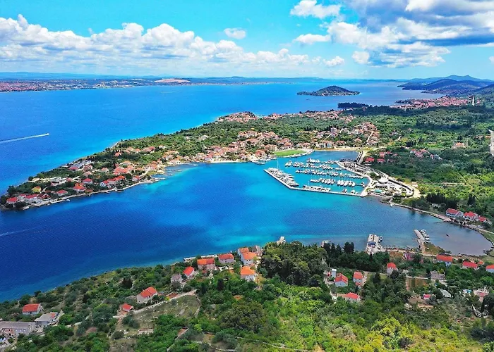 Holiday home Antisin